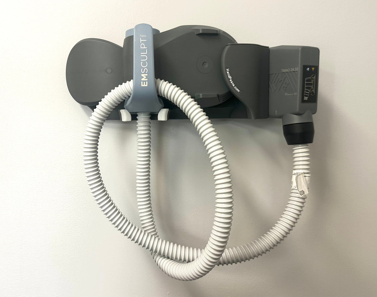 Clamshell (Set of 2)